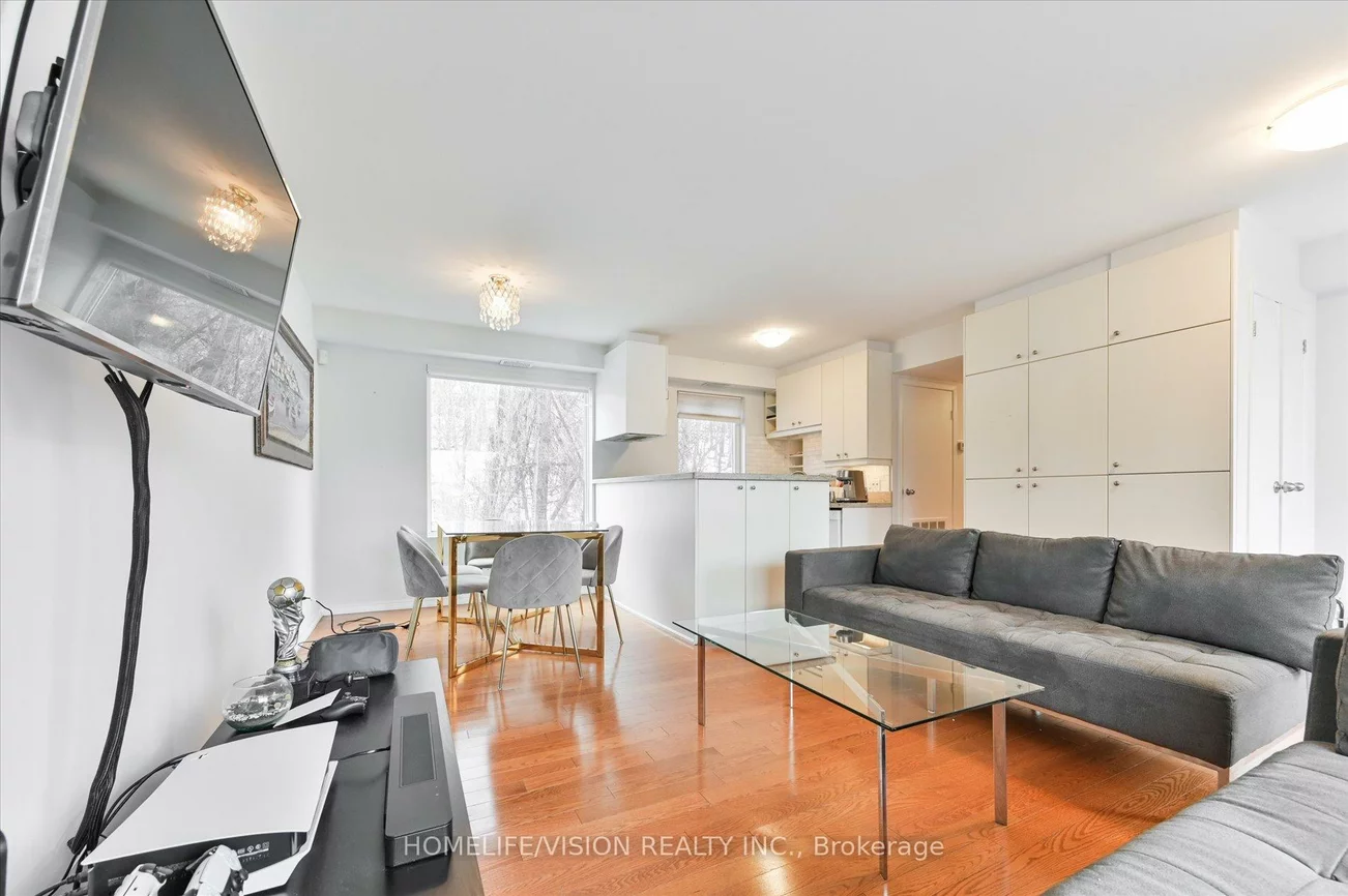 400, Summerhill, Rosedale-Moore Park, Toronto