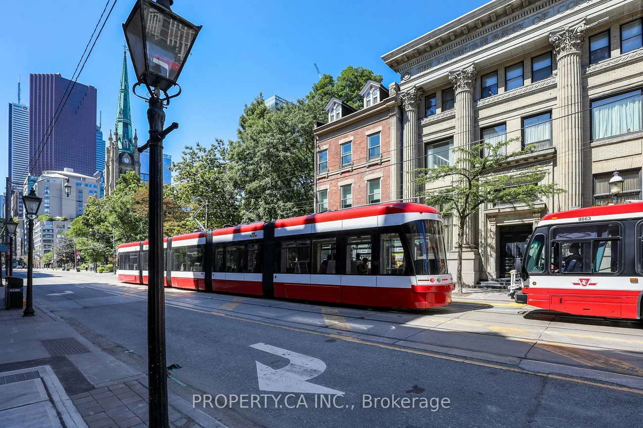 142, King, Church-Yonge Corridor, Toronto