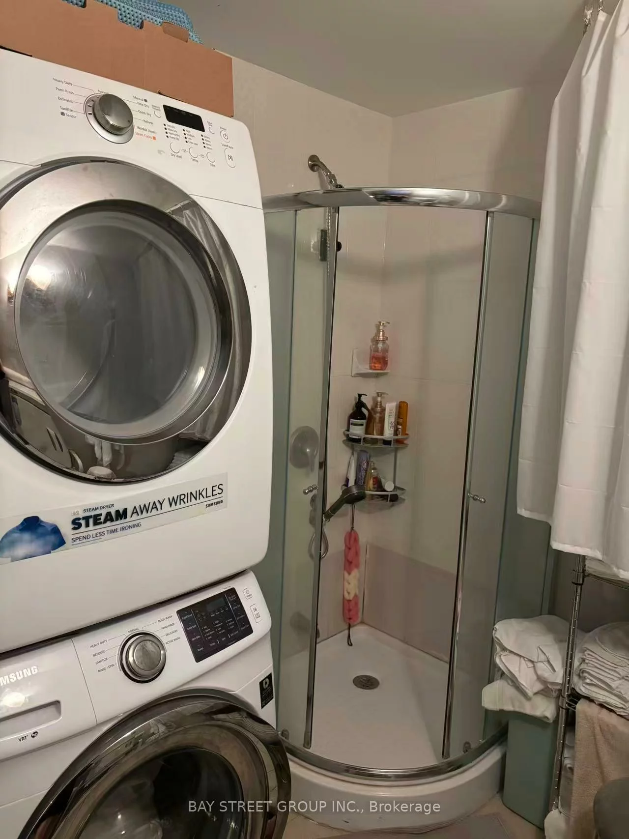 865, York Mills, Banbury-Don Mills, Toronto