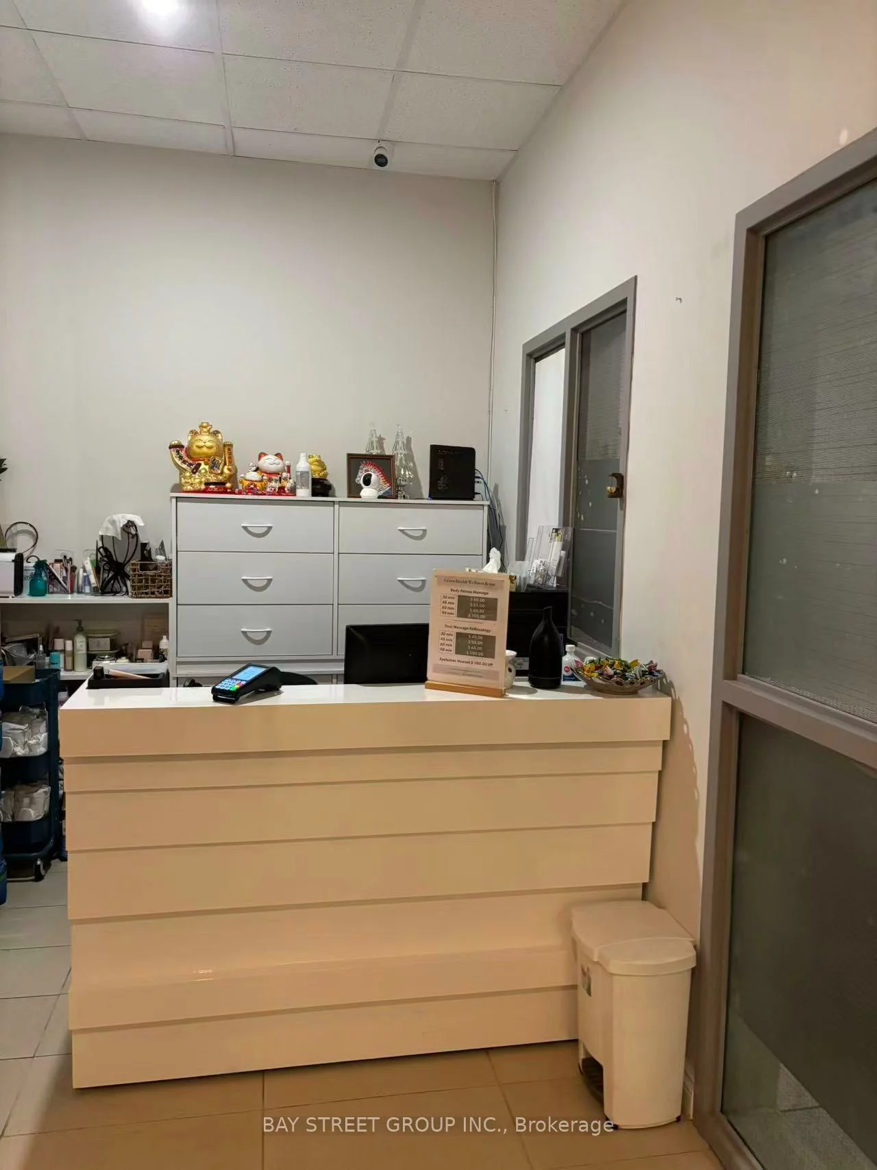 865, York Mills, Banbury-Don Mills, Toronto