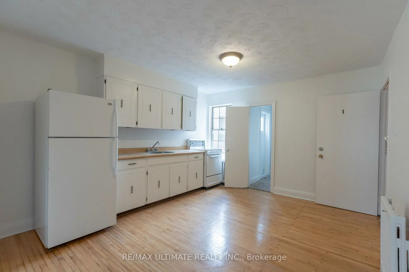 1693, AVENUE, Bedford Park-Nortown, Toronto