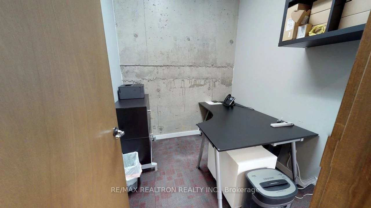 758, Sheppard, Bathurst Manor, Toronto