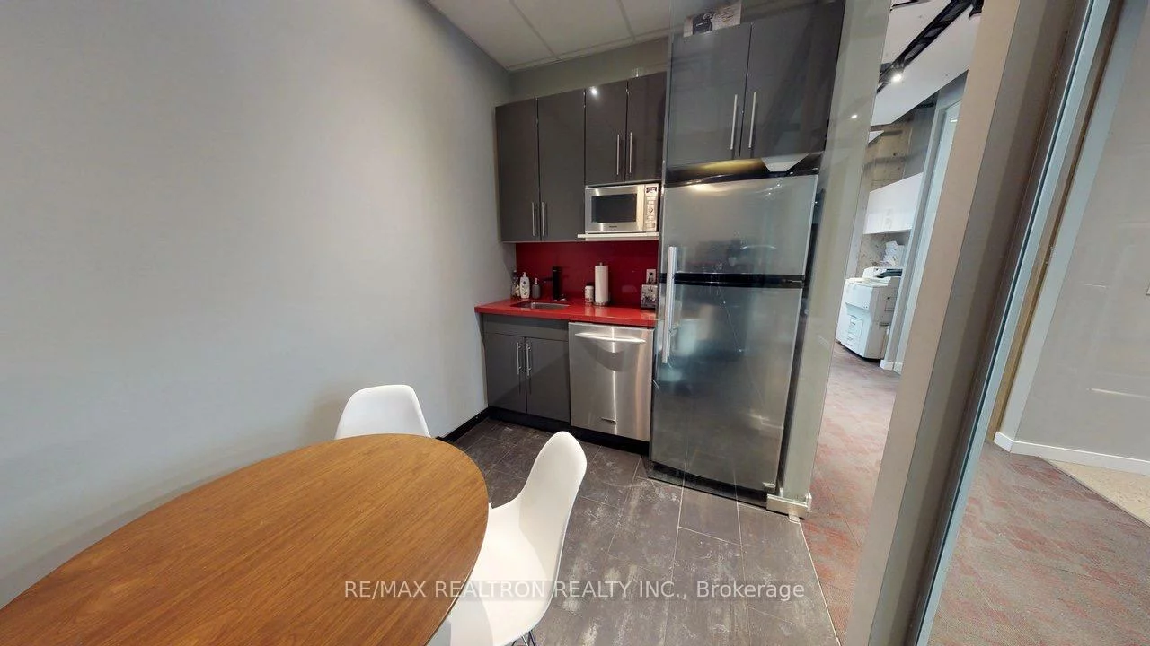 758, Sheppard, Bathurst Manor, Toronto