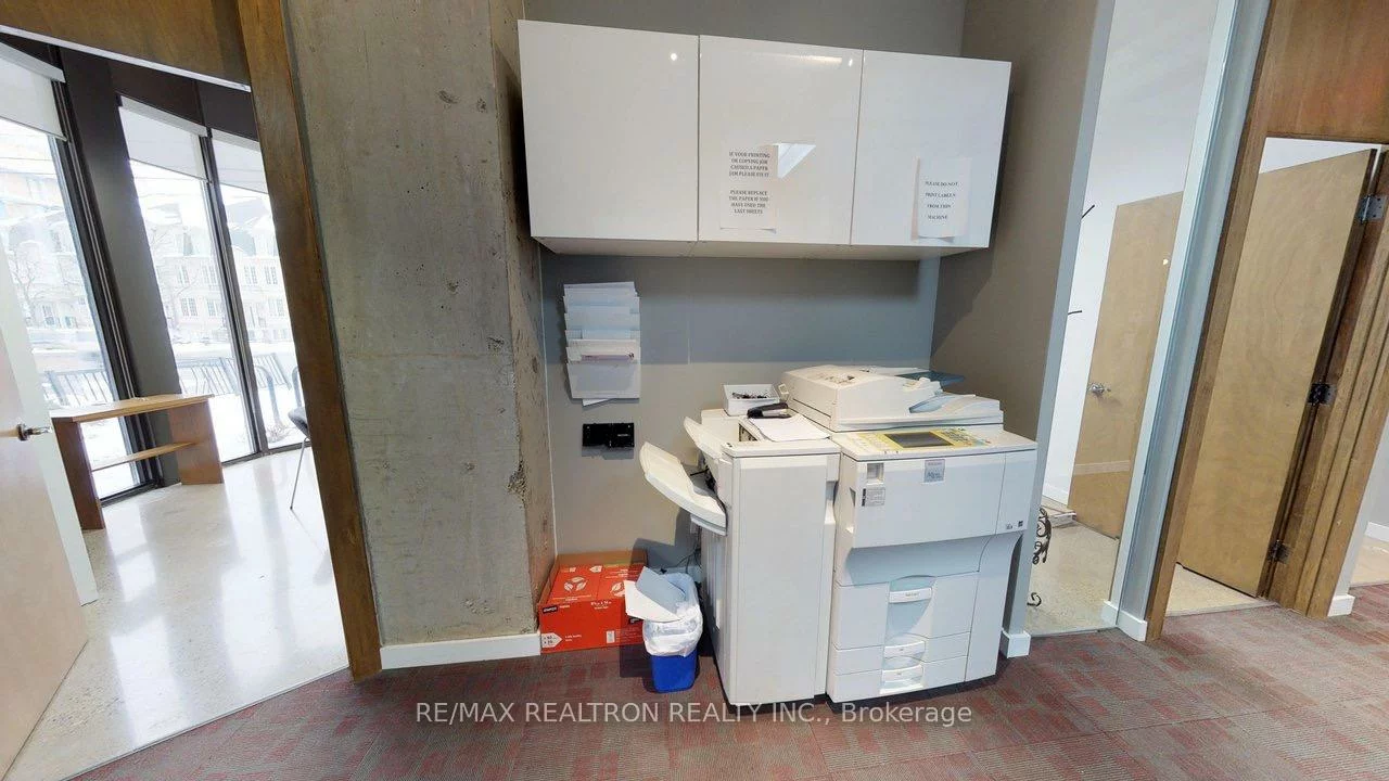 758, Sheppard, Bathurst Manor, Toronto