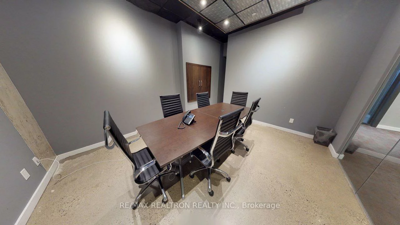 758, Sheppard, Bathurst Manor, Toronto