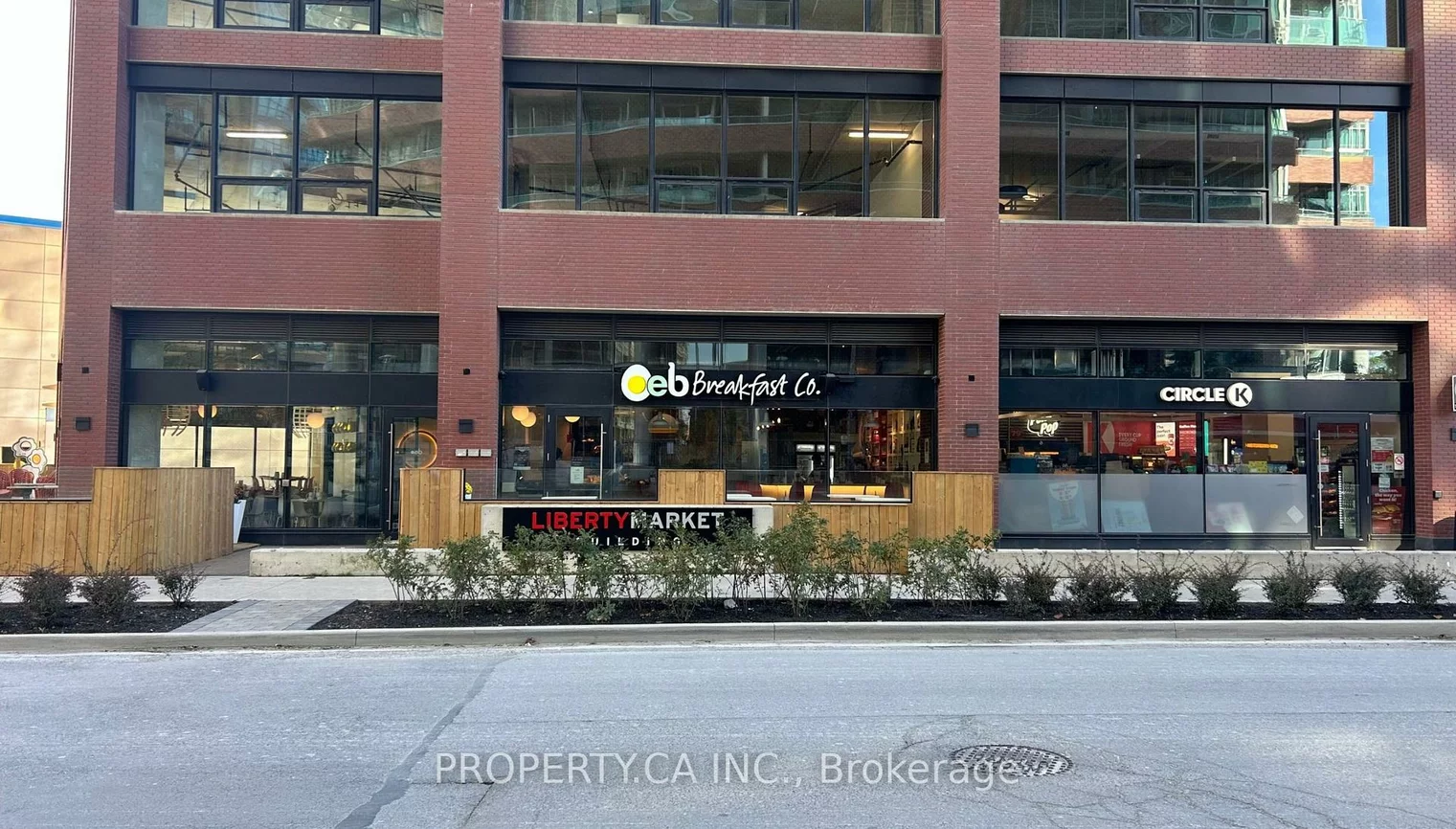 135, East Liberty, Niagara, Toronto