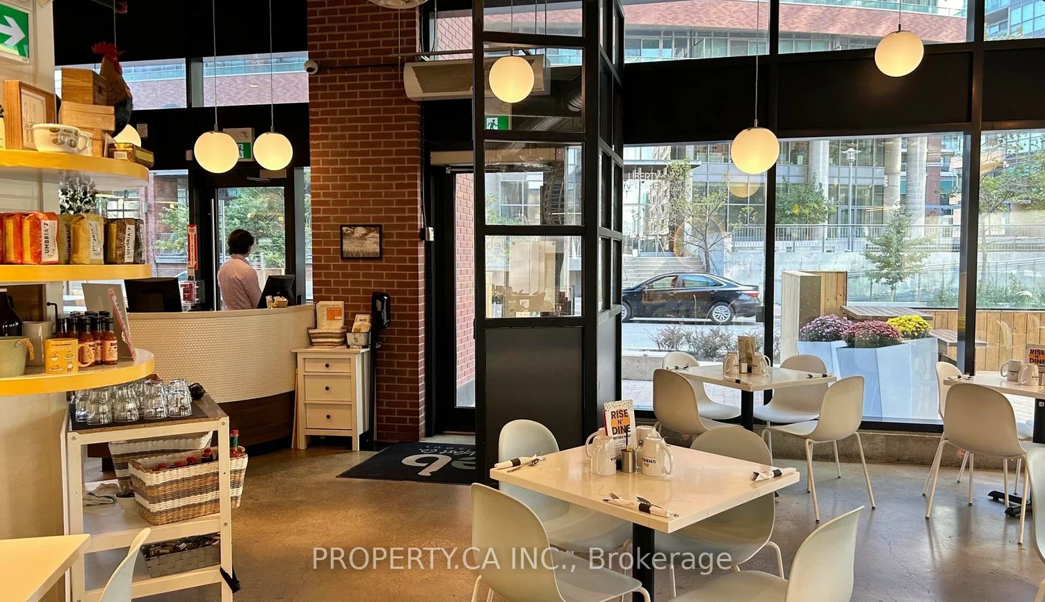 135, East Liberty, Niagara, Toronto