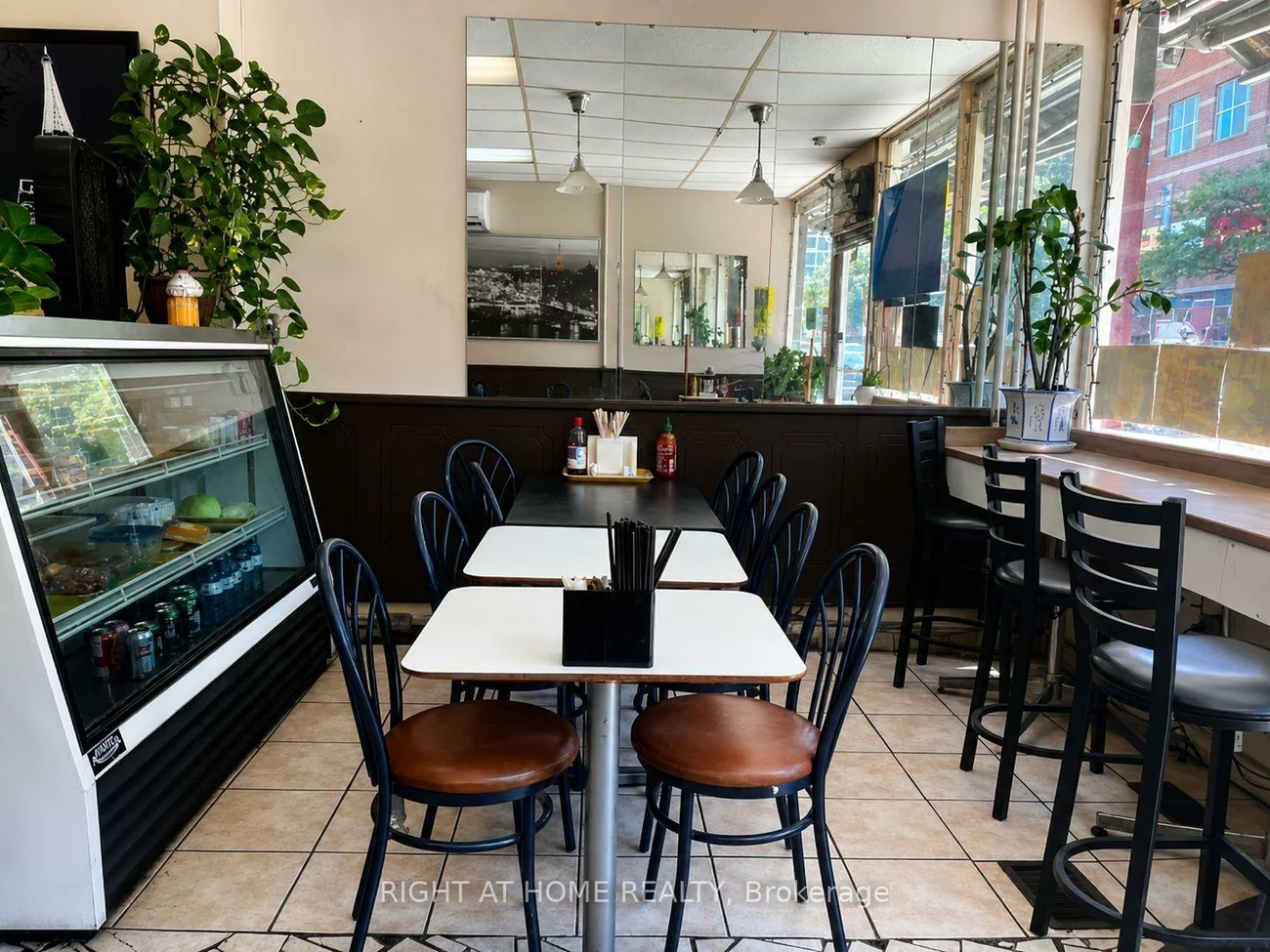 538, Dundas St W, Kensington-Chinatown, Toronto