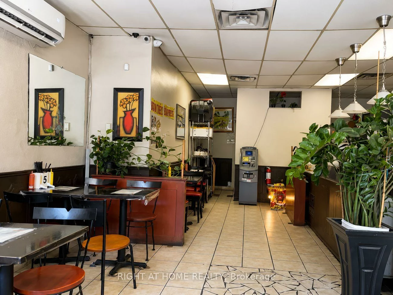 538, Dundas St W, Kensington-Chinatown, Toronto