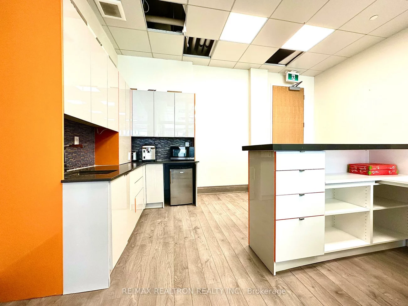 4789, Yonge, Willowdale East, Toronto