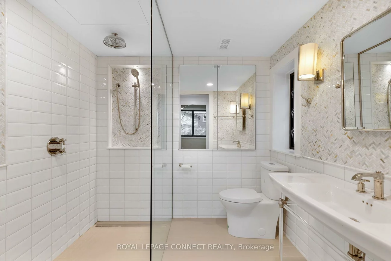 16, Rosemount, Wychwood, Toronto