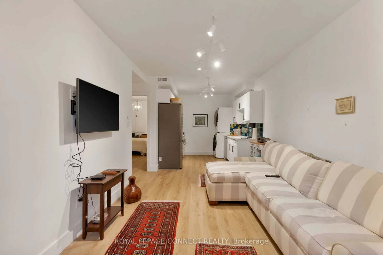 16, Rosemount, Wychwood, Toronto