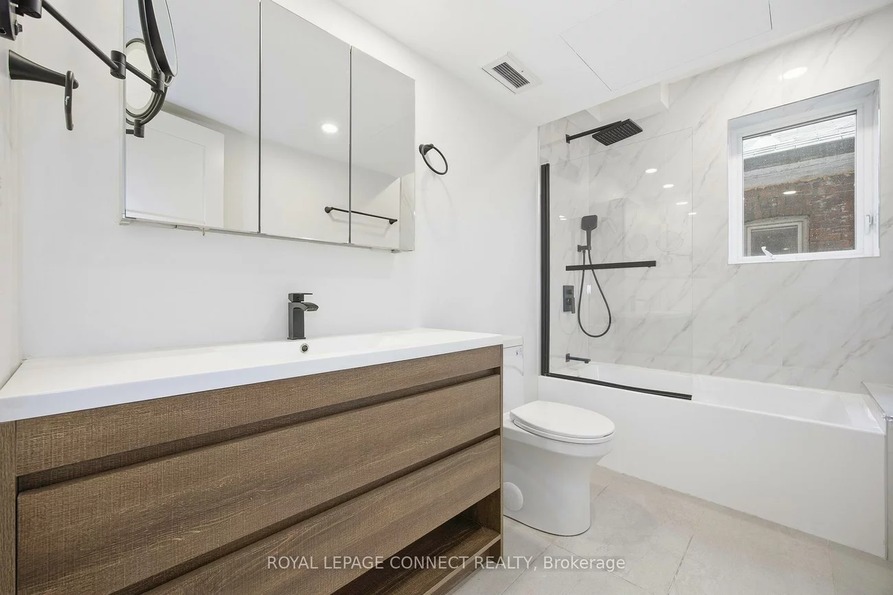 16, Rosemount, Wychwood, Toronto