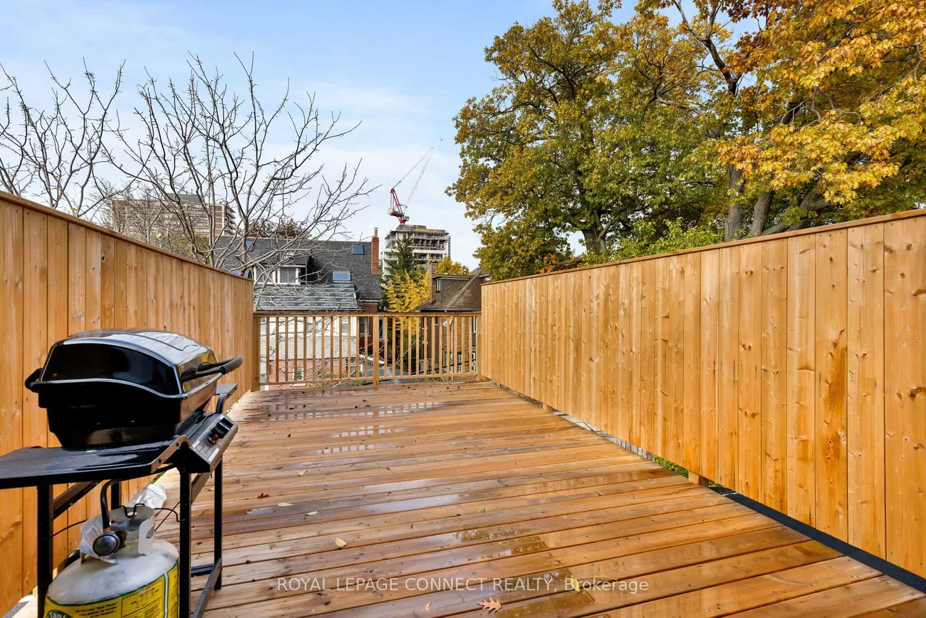 16, Rosemount, Wychwood, Toronto