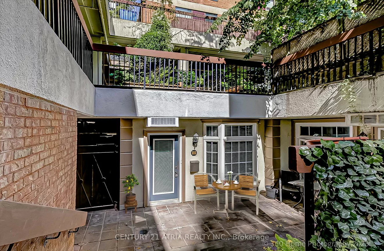 78, St Patrick, Kensington-Chinatown, Toronto