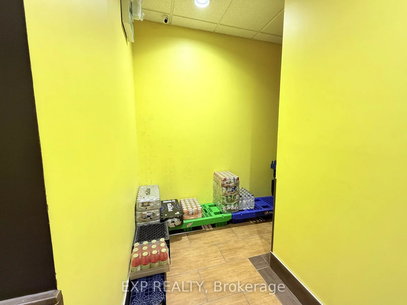 720, Spadina, University, Toronto