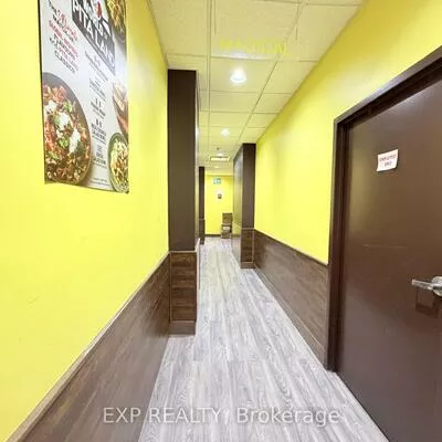 Commercial for sale, 720, Spadina, University, Toronto
