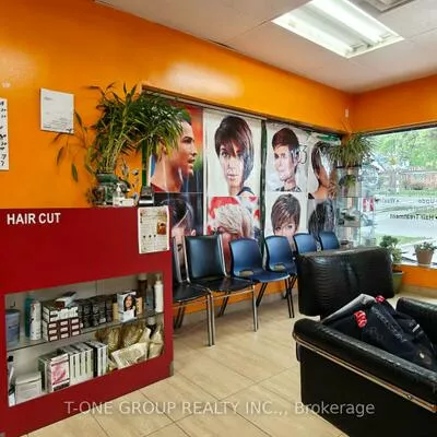 Commercial for sale, 1410, Victoria Park, Victoria Village, Toronto