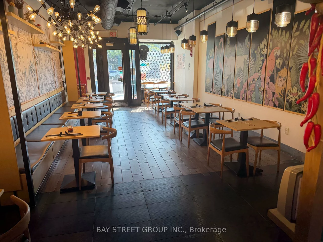 318, Spadina, Kensington-Chinatown, Toronto