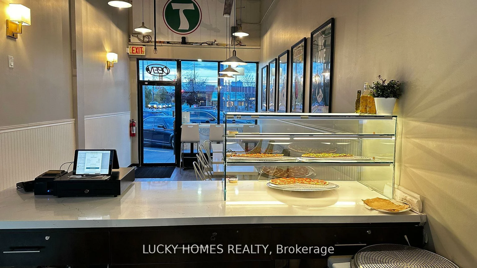 861, York Mills, Banbury-Don Mills, Toronto
