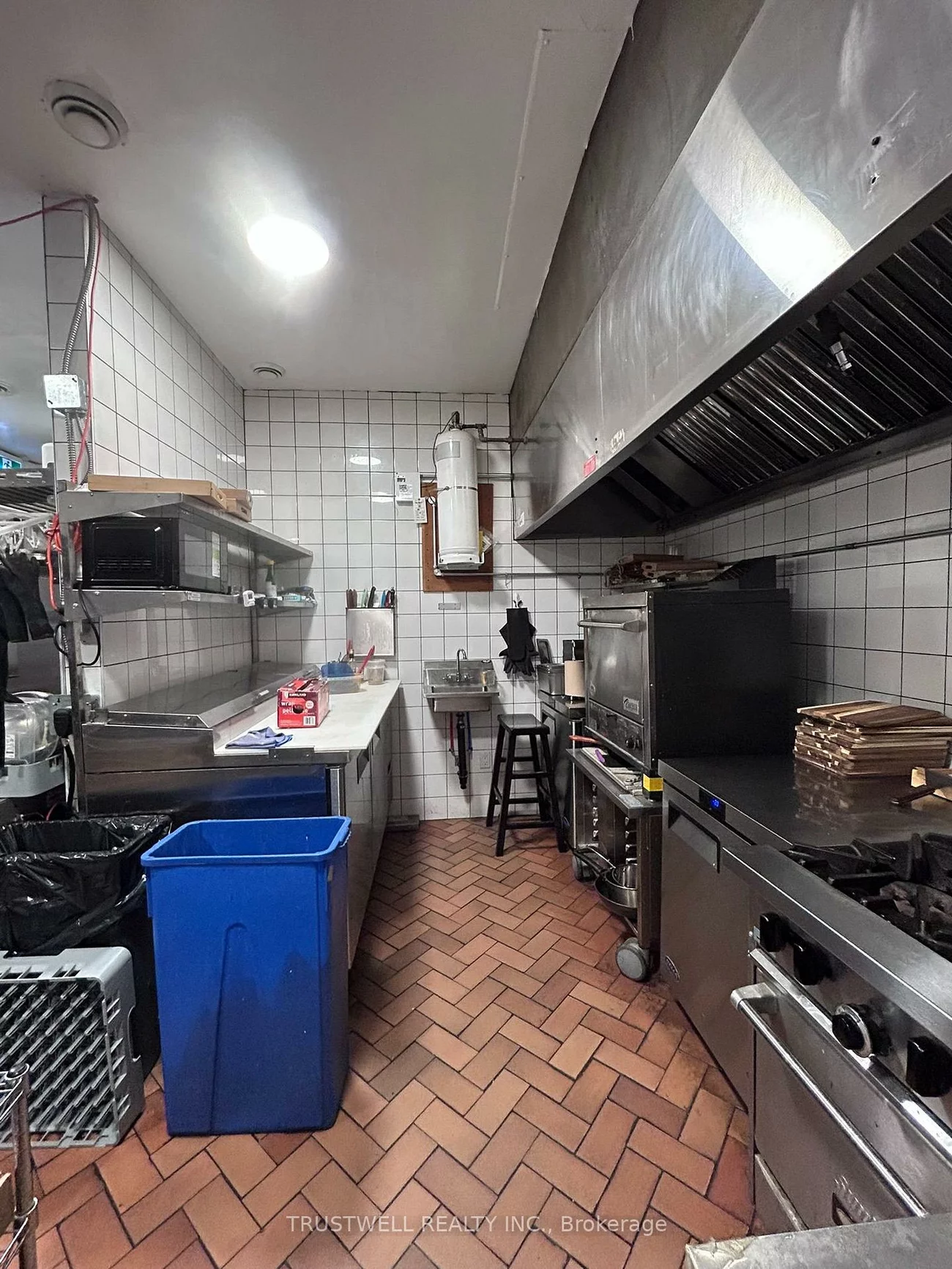 158, Augusta, Kensington-Chinatown, Toronto