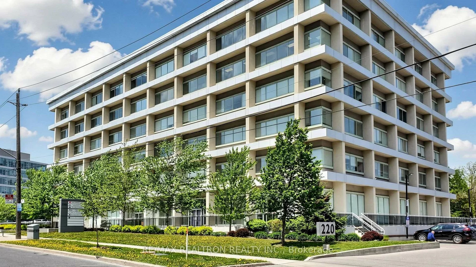220, Duncan Mill, St. Andrew-Windfields, Toronto
