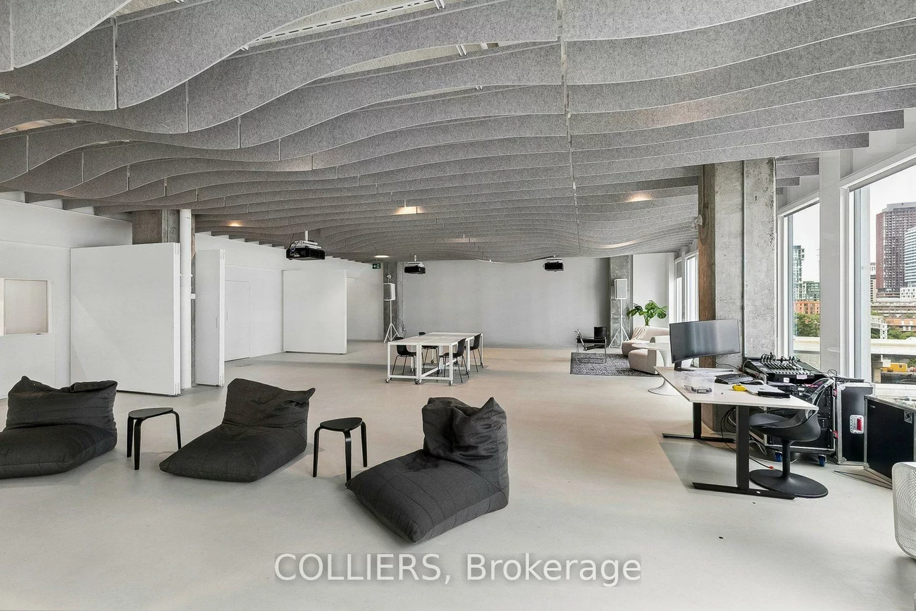 130, Queens Quay, Waterfront Communities C8, Toronto