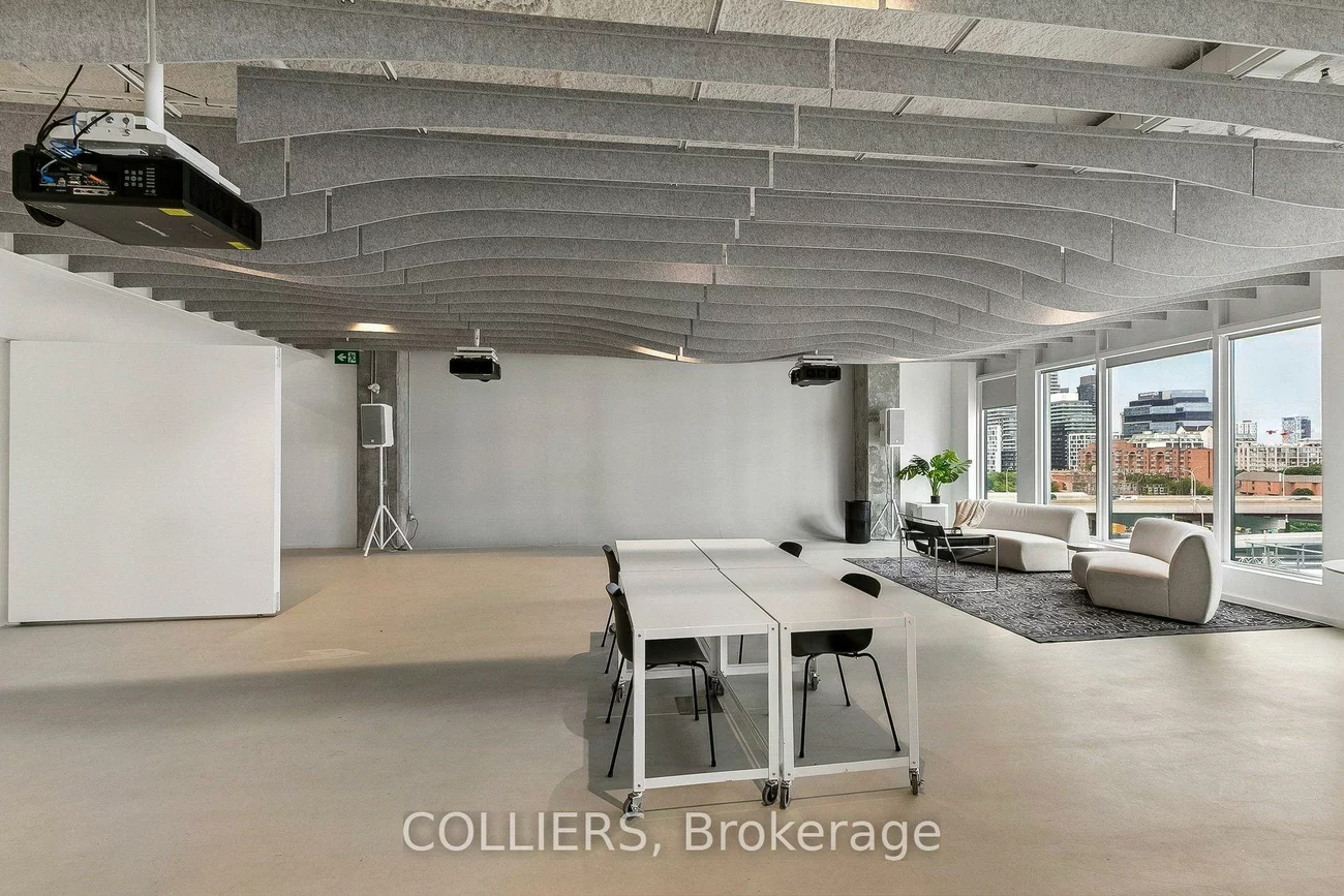 130, Queens Quay, Waterfront Communities C8, Toronto