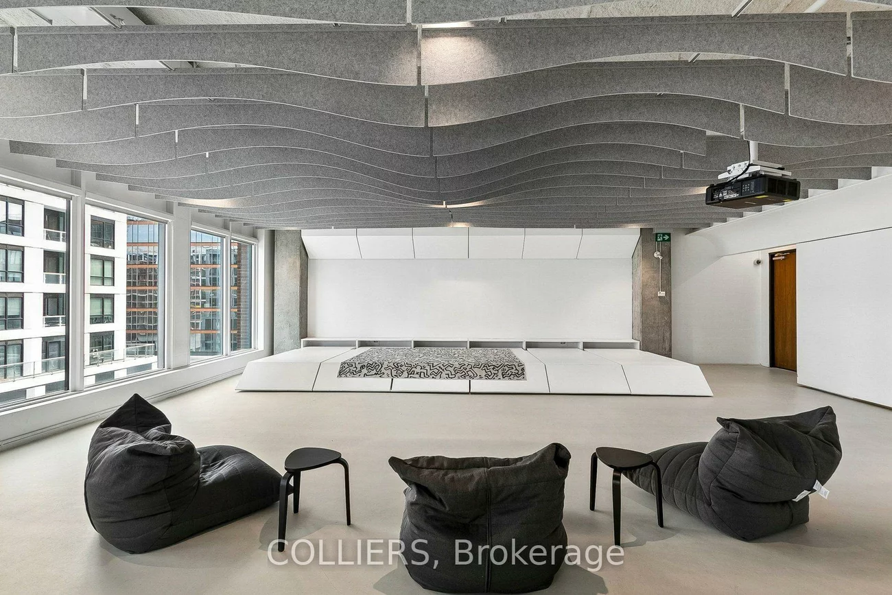 130, Queens Quay, Waterfront Communities C8, Toronto
