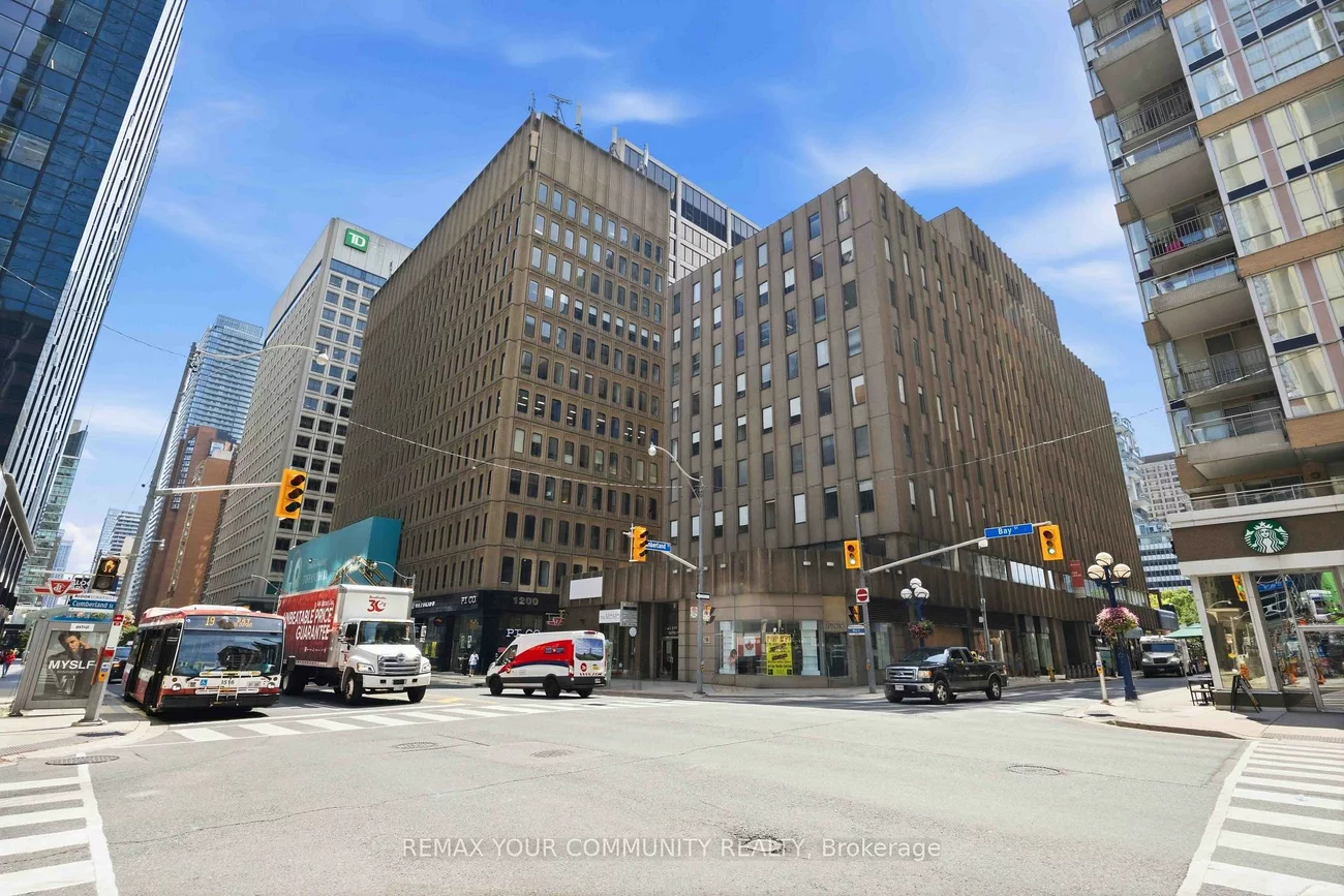 1240, Bay, Annex, Toronto