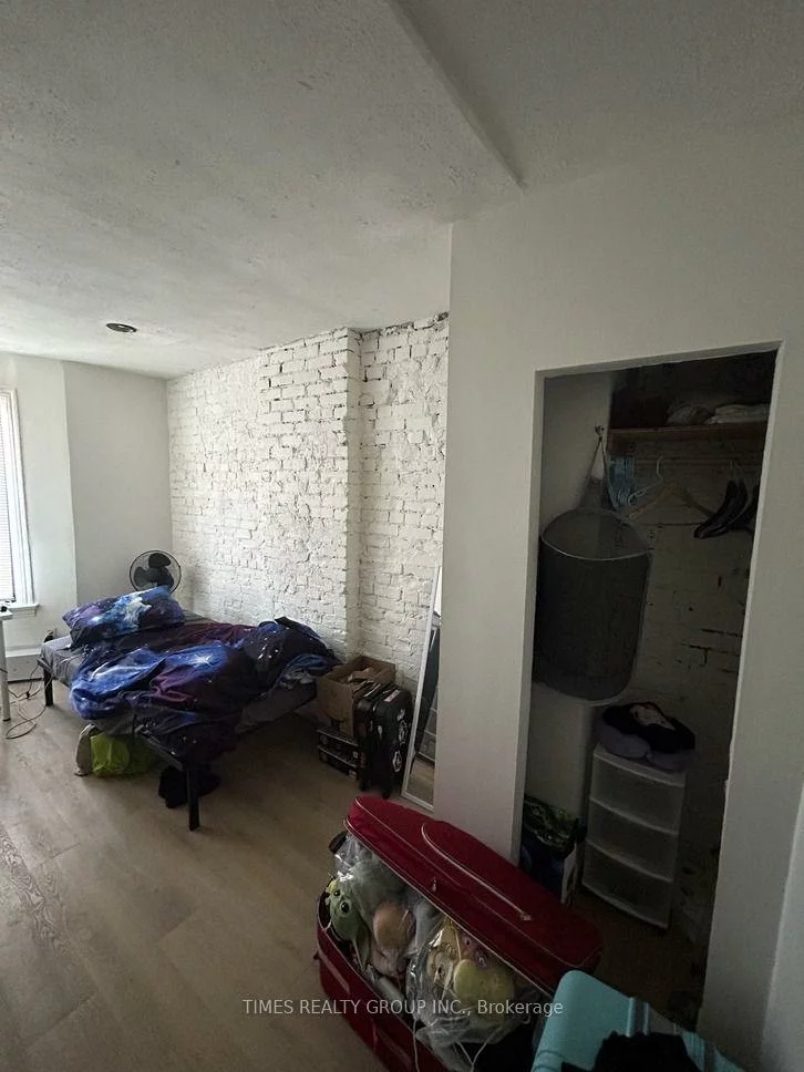 66-66A-68, Pembroke, Moss Park, Toronto