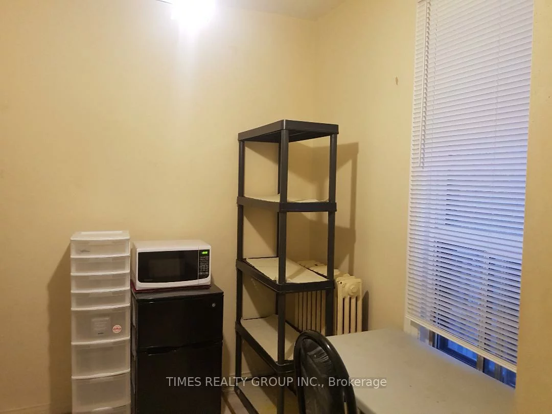66-66A-68, Pembroke, Moss Park, Toronto