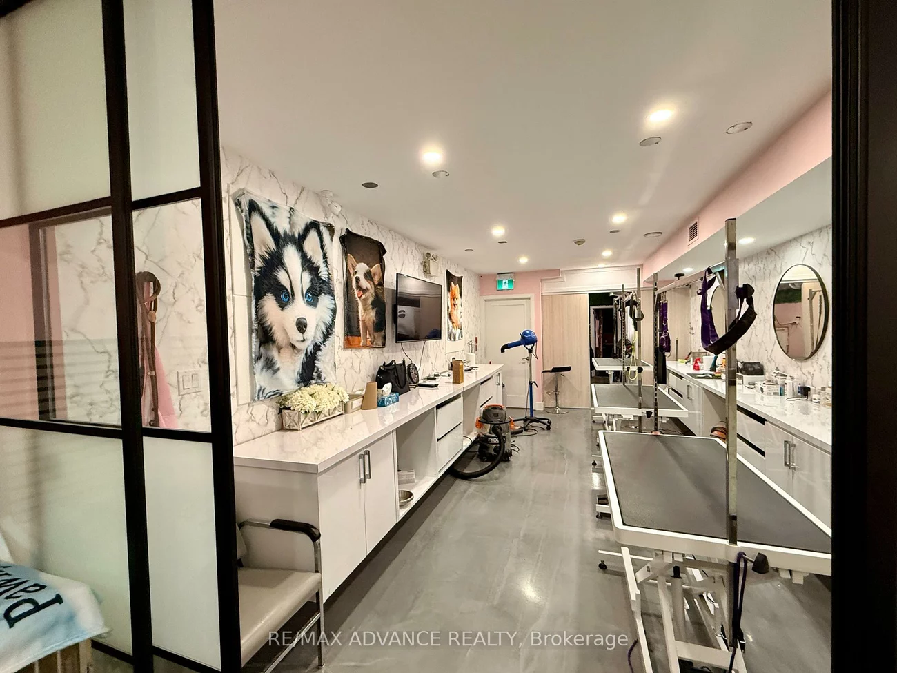 642, Queen, Trinity-Bellwoods, Toronto