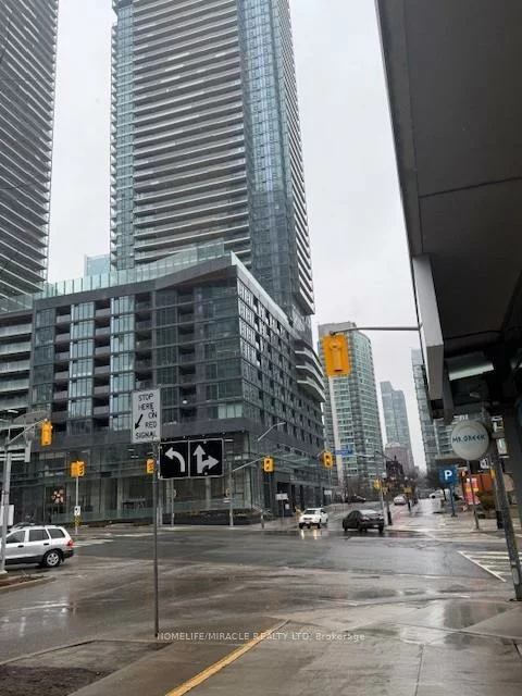 333, Bremner, Waterfront Communities C1, Toronto