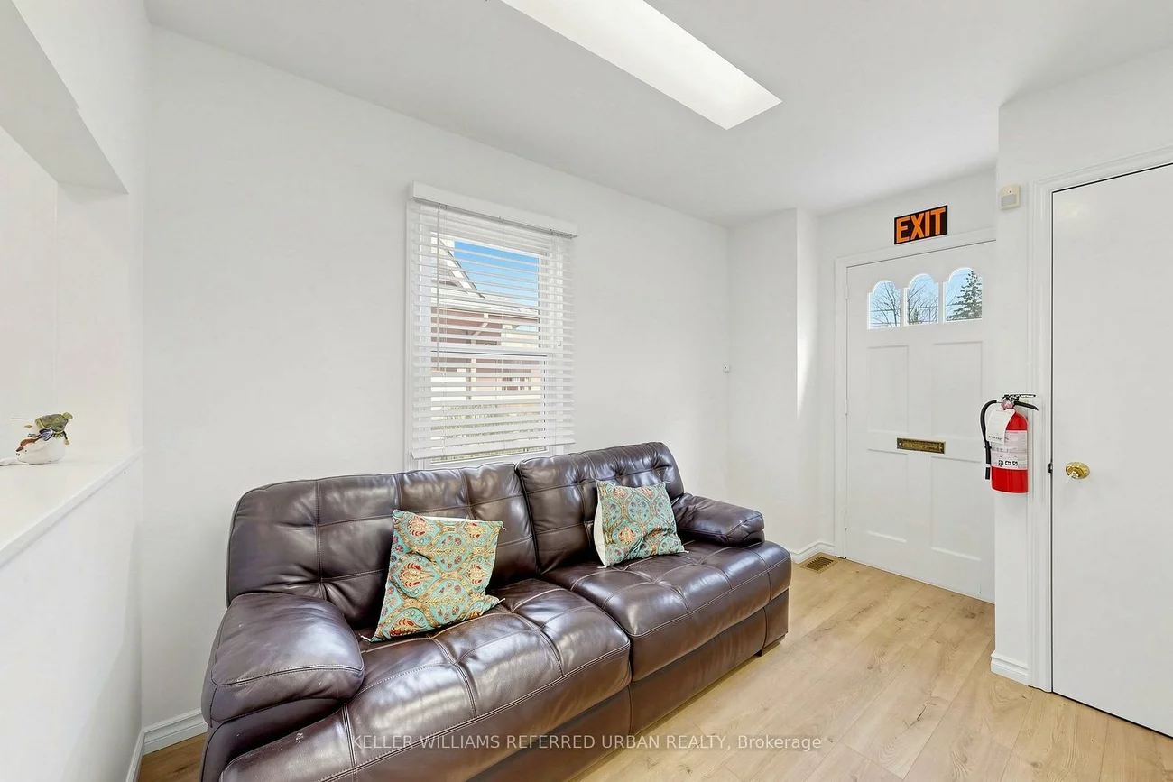 168, Sheppard, Lansing-Westgate, Toronto