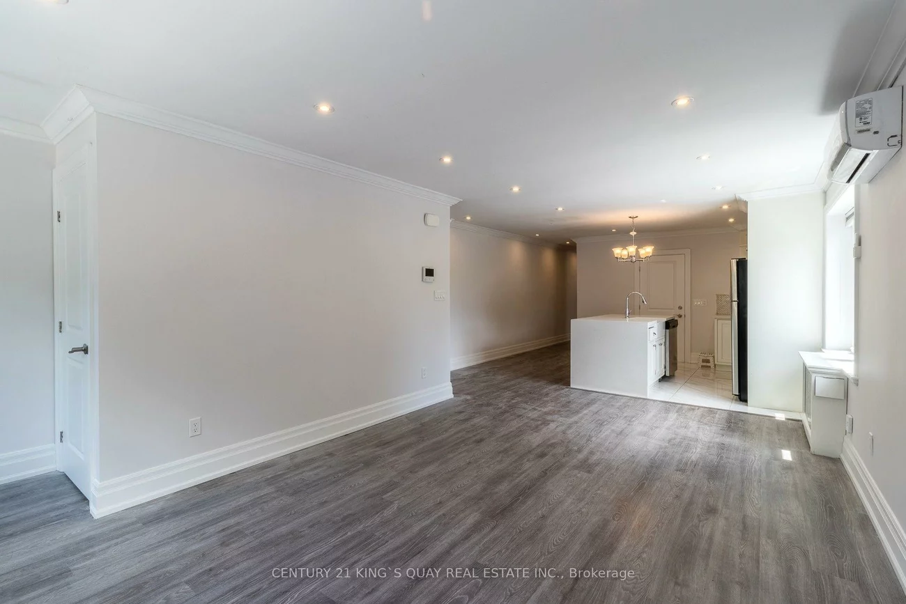 301, Cleveland, Mount Pleasant East, Toronto