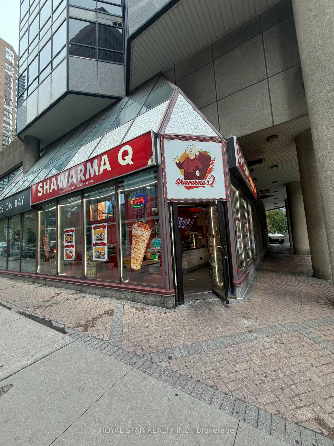 987, Bay, Bay Street Corridor, Toronto