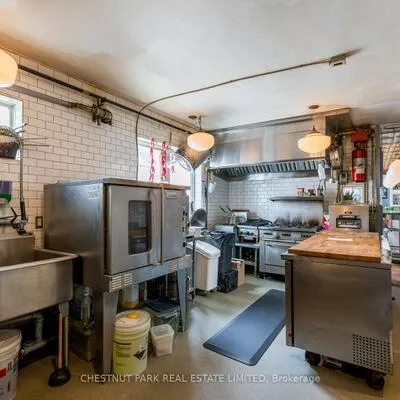 Commercial for sale, 923, Dundas, Trinity-Bellwoods, Toronto