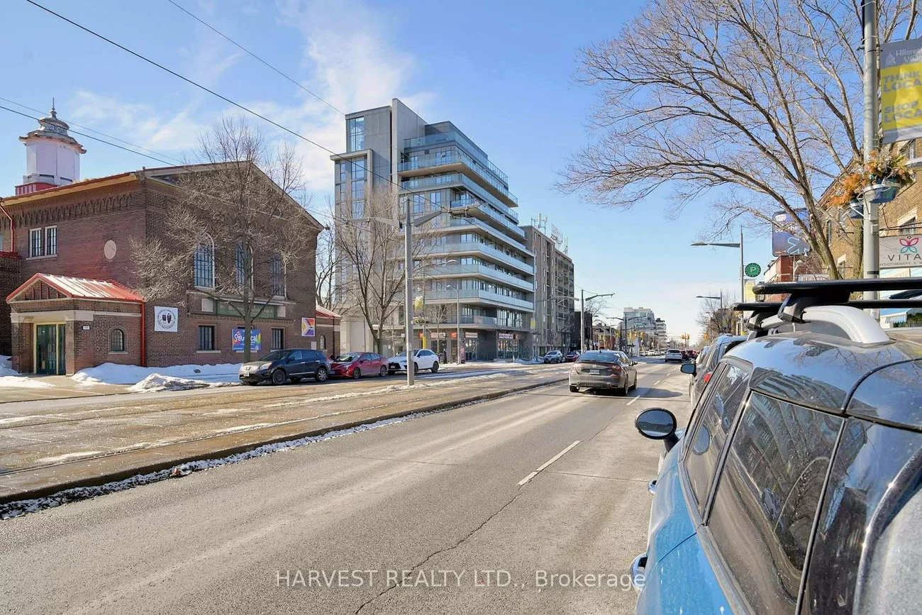 728, St Clair, Humewood-Cedarvale, Toronto