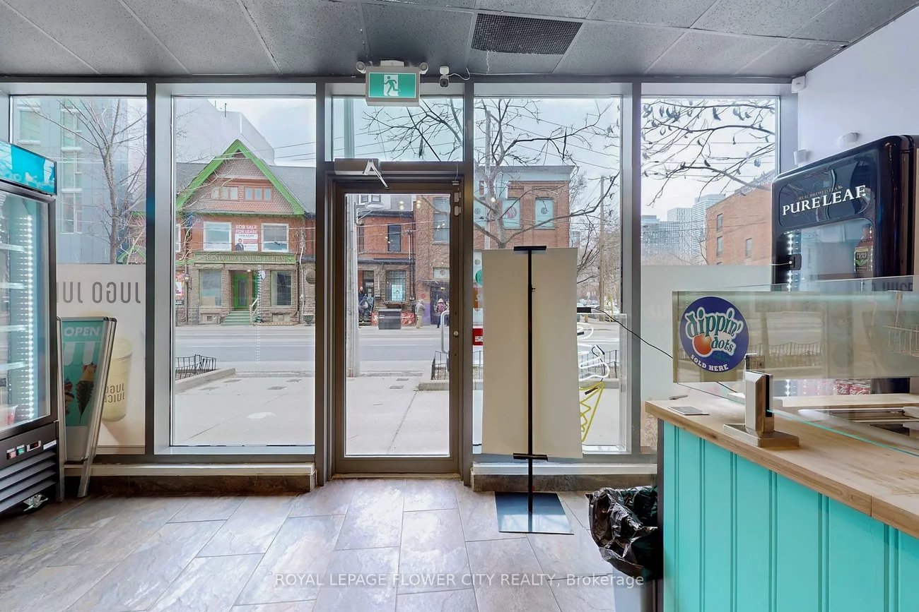 320, Richmond, Moss Park, Toronto