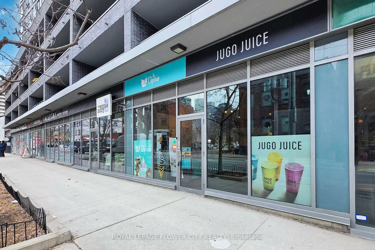 320, Richmond, Moss Park, Toronto