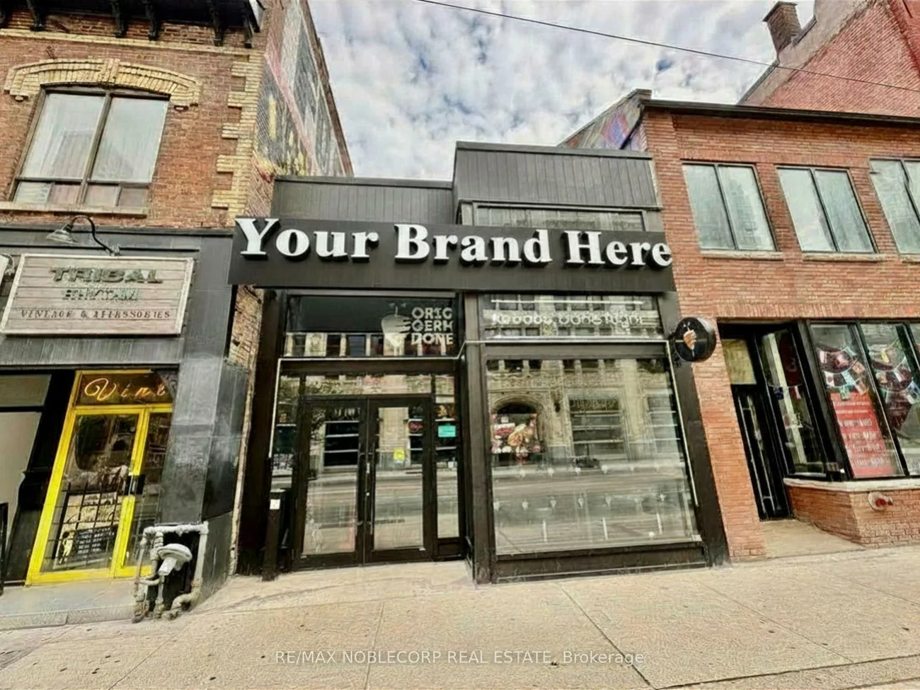 246, Queen, Kensington-Chinatown, Toronto