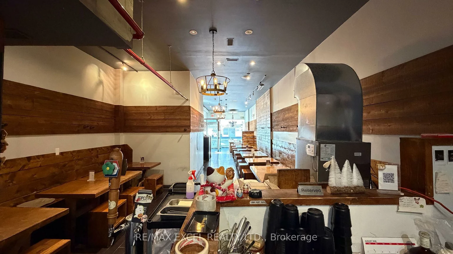 548, Yonge, Bay Street Corridor, Toronto