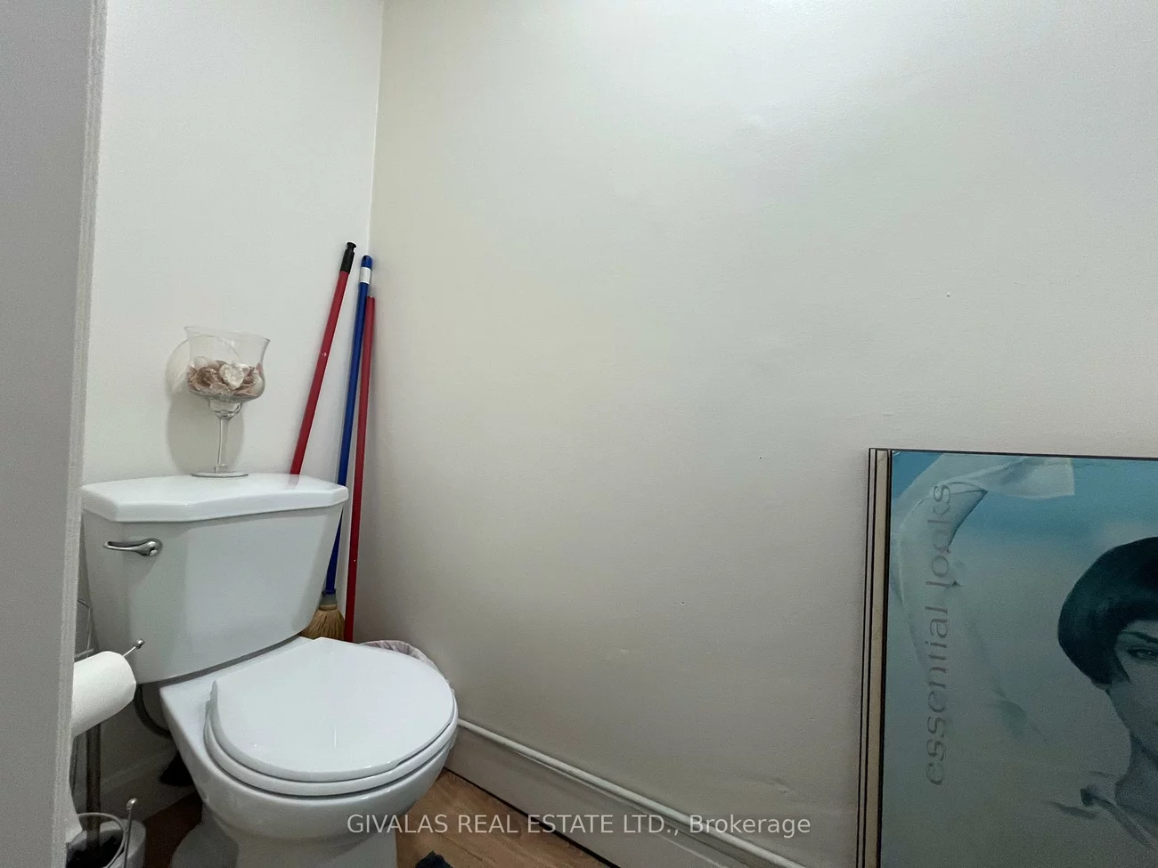 465, Manor, Mount Pleasant East, Toronto