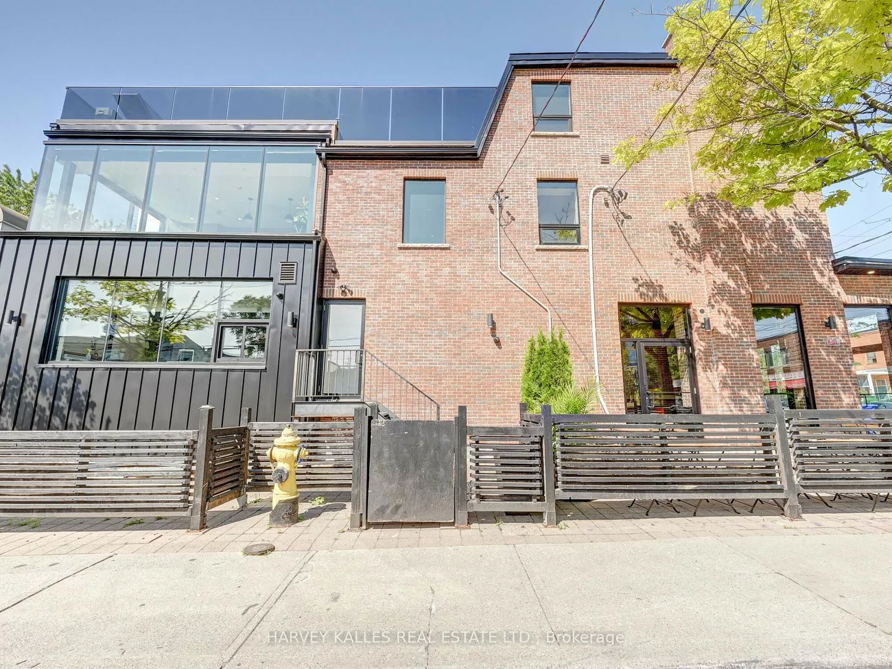 885, Dundas, Trinity-Bellwoods, Toronto