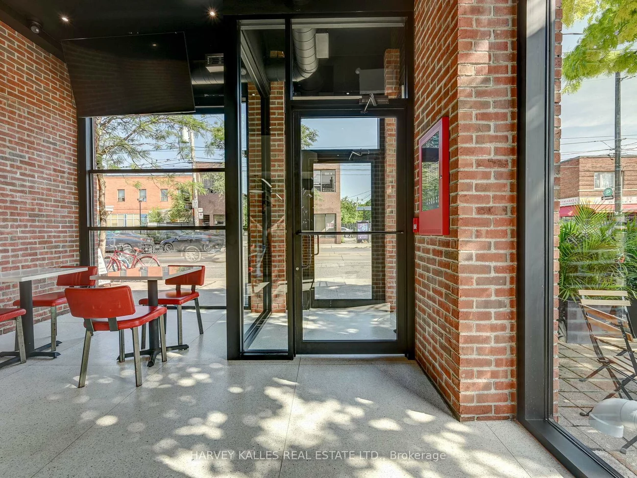 885, Dundas, Trinity-Bellwoods, Toronto