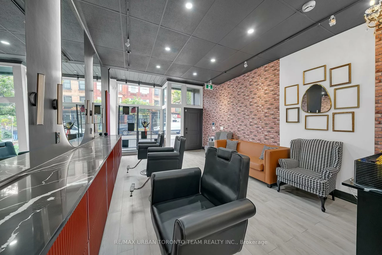 398, King, Moss Park, Toronto