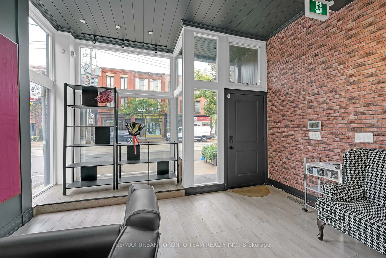 398, King, Moss Park, Toronto