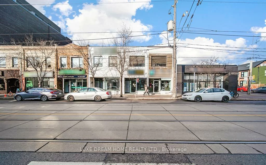 844, Dundas, Trinity-Bellwoods, Toronto