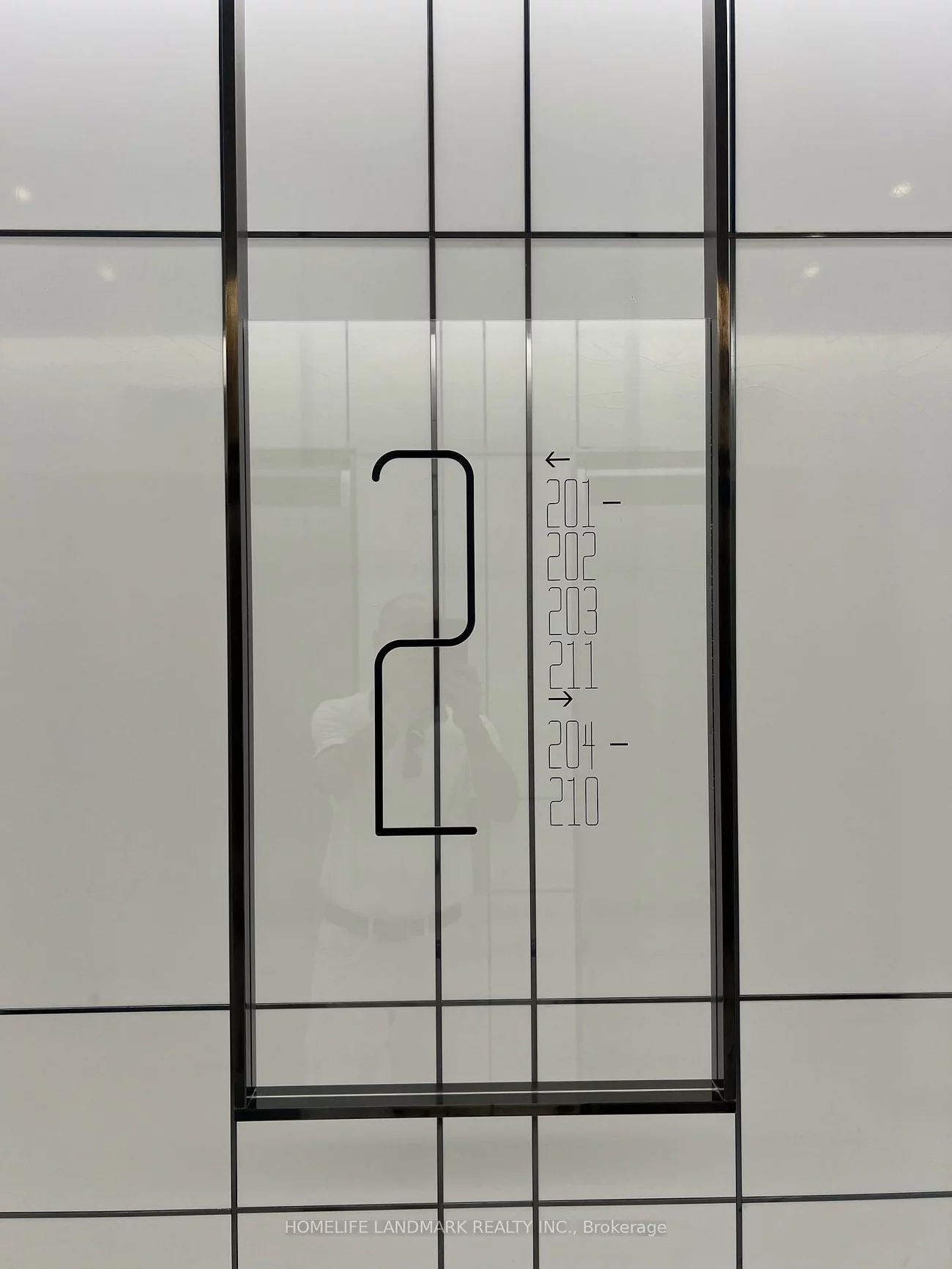 7, St Thomas, Bay Street Corridor, Toronto